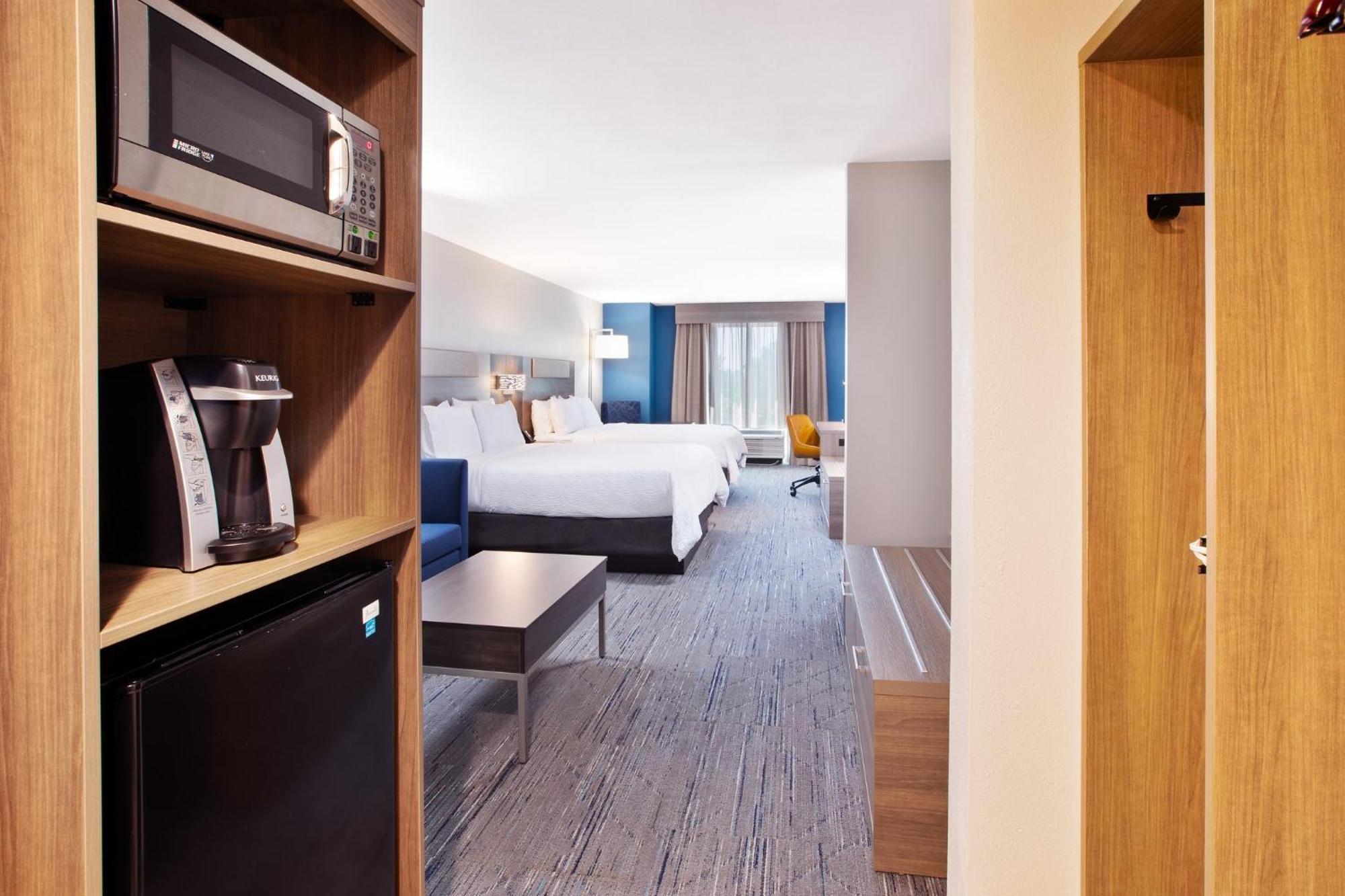 Holiday Inn Express & Suites I-26 & Us 29 At Westgate Mall By Ihg Spartanburg Exterior foto